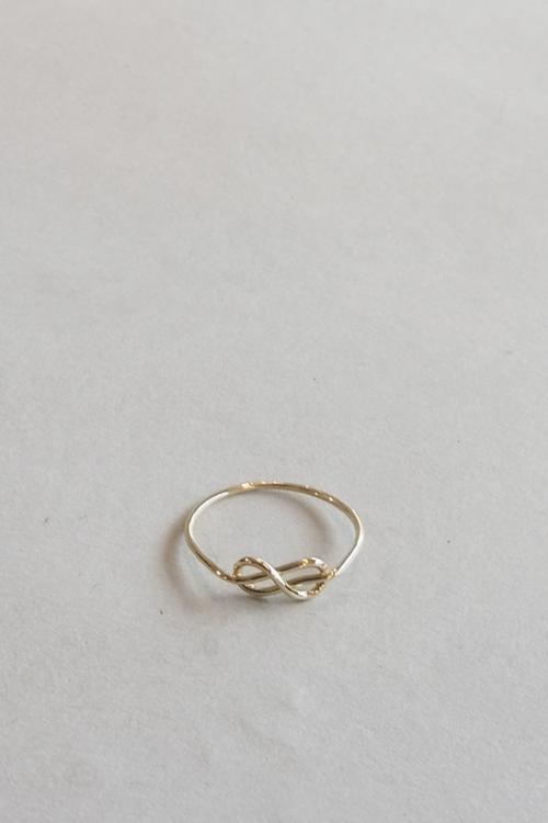 KNOT RING / GOLD